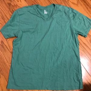 NWOT Green Gap Short Sleeve Tee